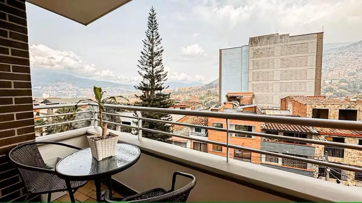 Apart De Lujo-Parking-15 Minutes Provence Medellín